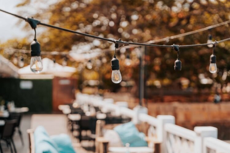 Terrasse verschönern: 15 einfache Ideen mit großer Wirkung